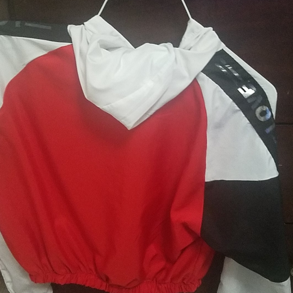 A jacket - Picture 2 of 2